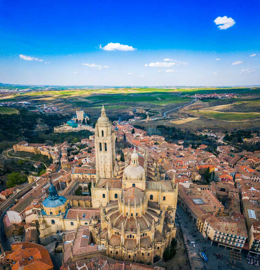 segovia cathedral from above