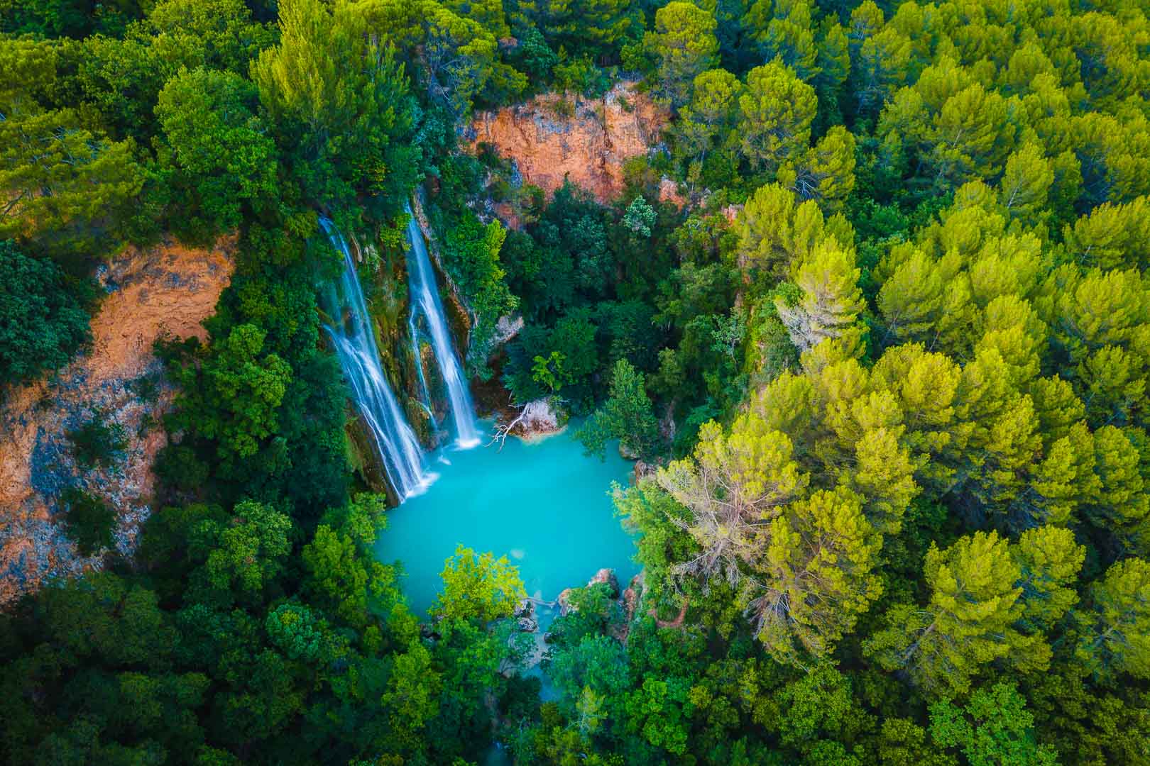 Sillans la Cascade – Amazing waterfall in Var, France