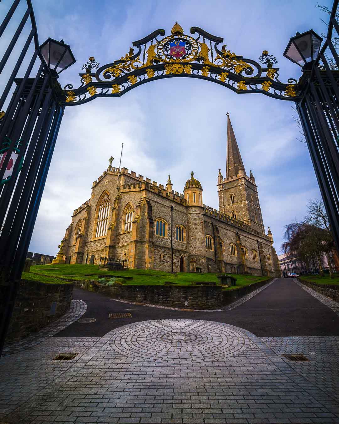 tourist info londonderry