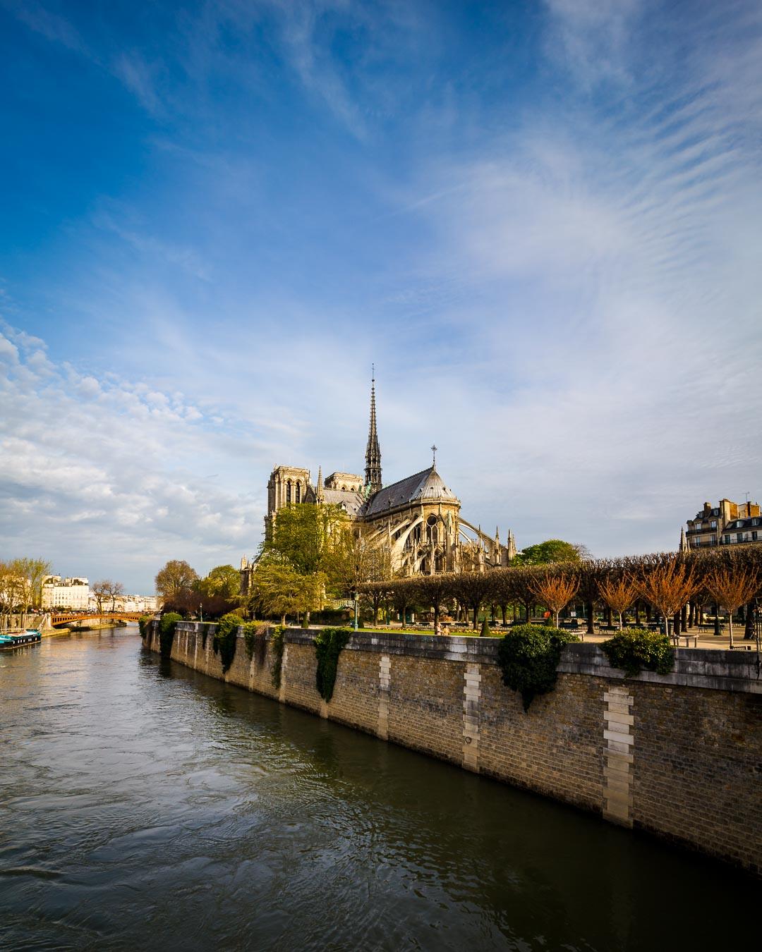 sunrise paris behind notre dame