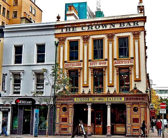 the crown liquor saloon belfast