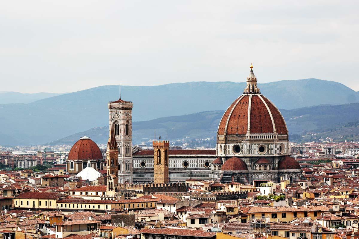 36 Interesting Facts About Florence, Italy (history + fun facts!)