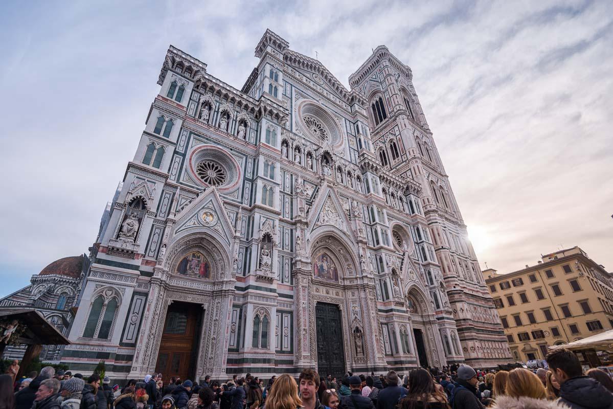 the main facade of the florence cathedral