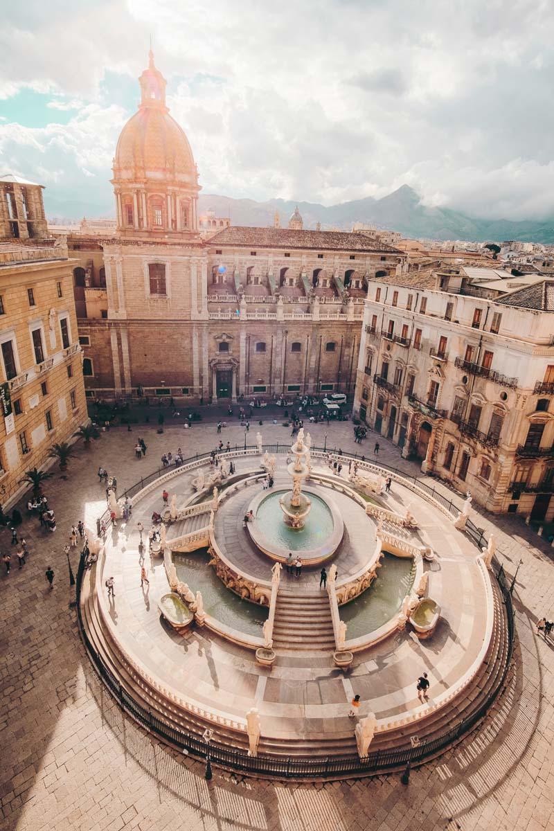 the piazza pretoria in palermo sicily