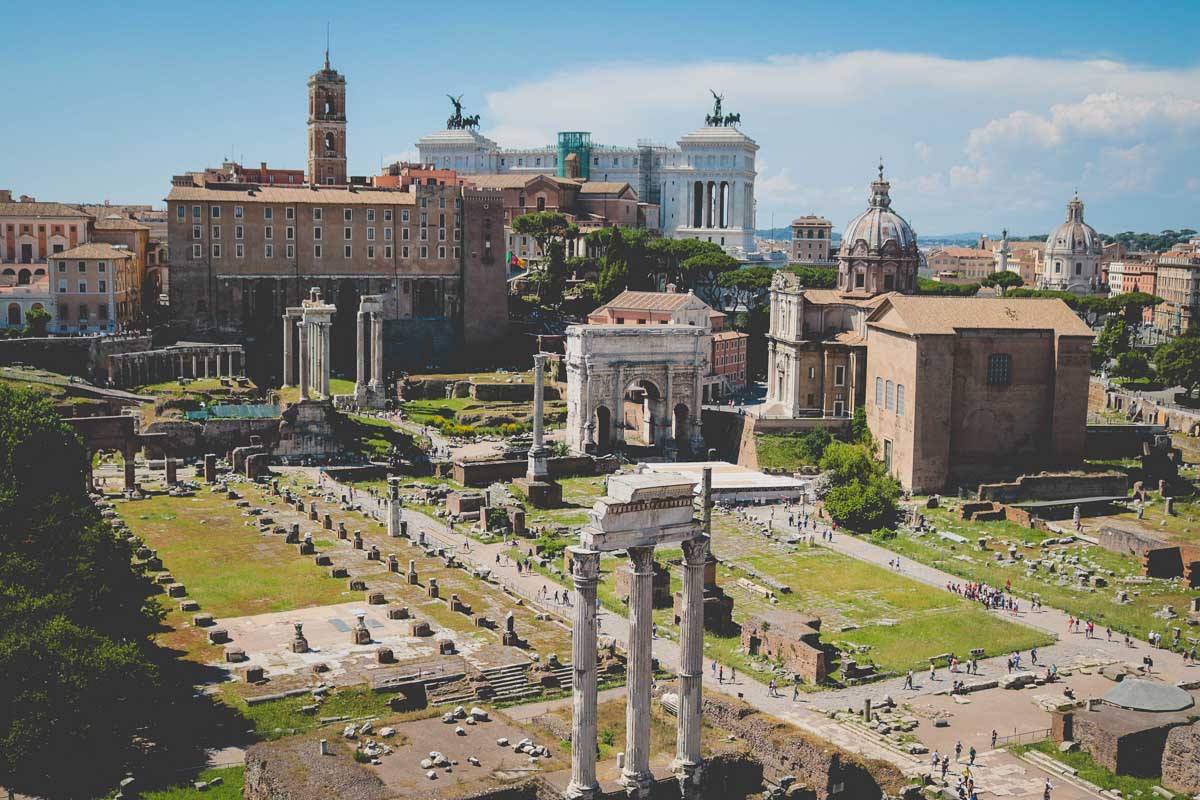 the roman forum in rome