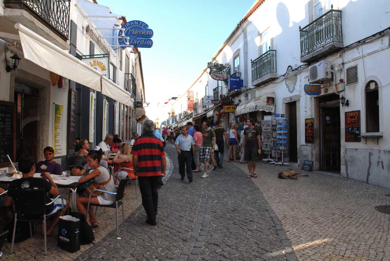 the streets of lagos portugal