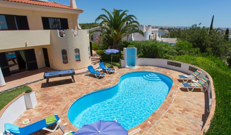 villa bonita one of the best cheap villas to rent in algarve with private pool