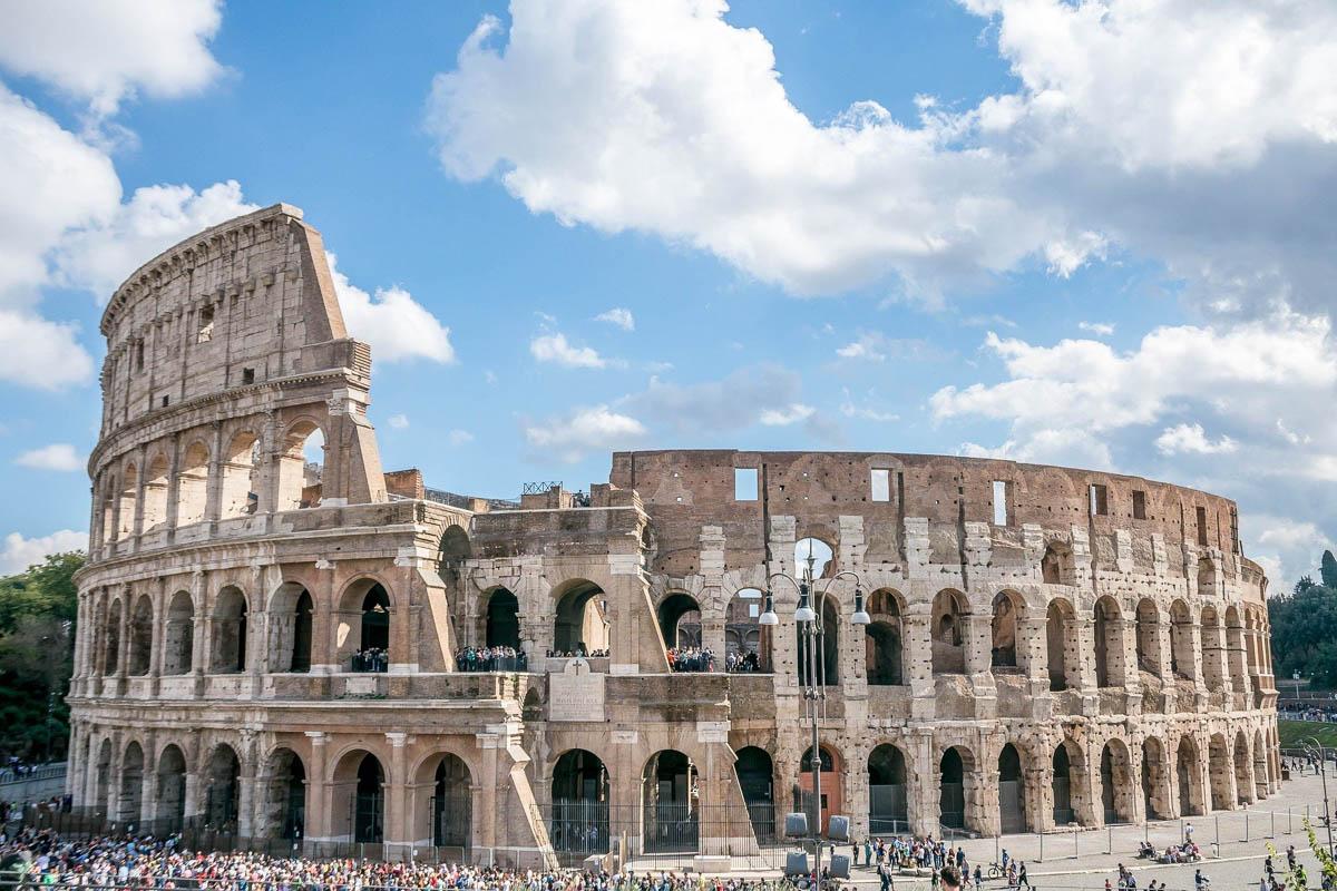 wide view of the colosseum in rome