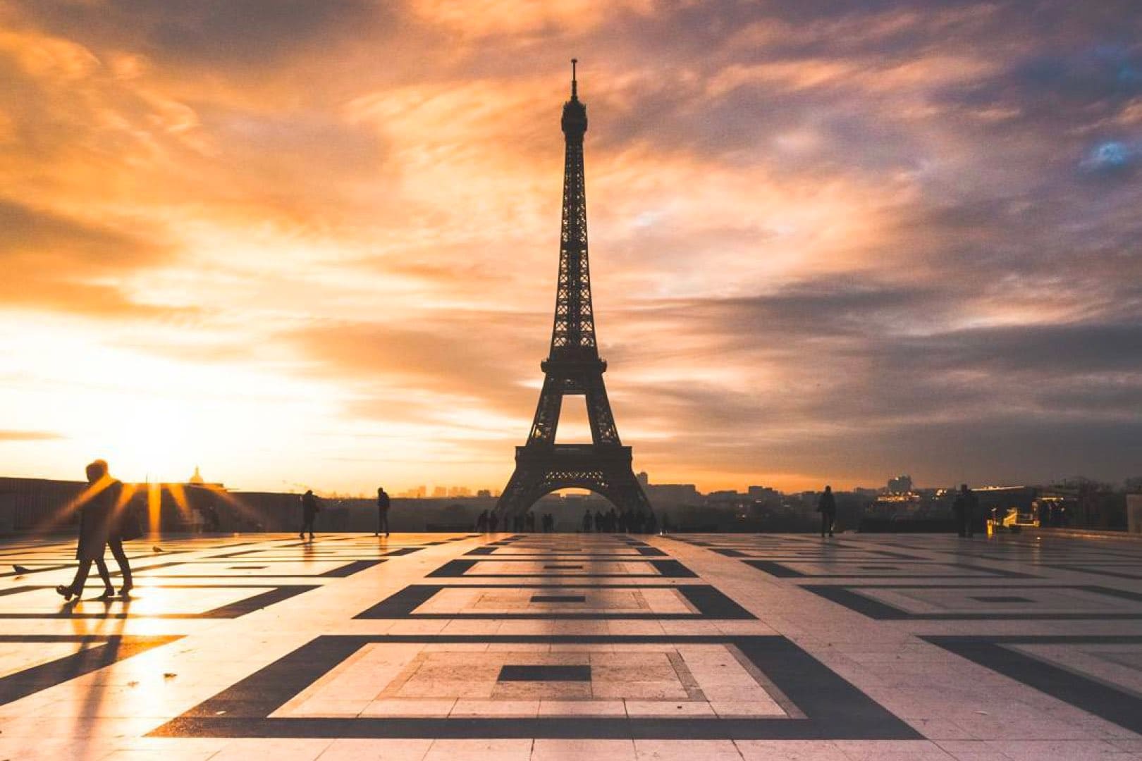 paris travel - 10 best views of the eiffel tower
