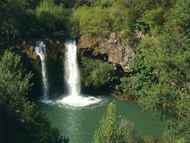 rosnjak waterfall in krka croatia