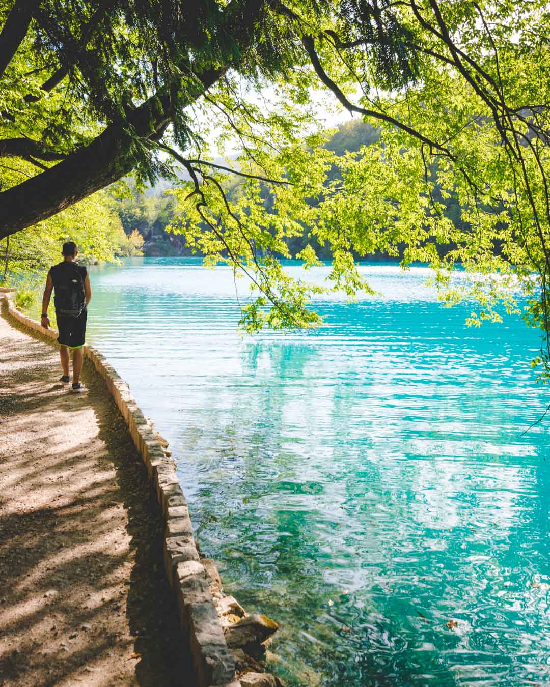 stroll next to plitvice lakes