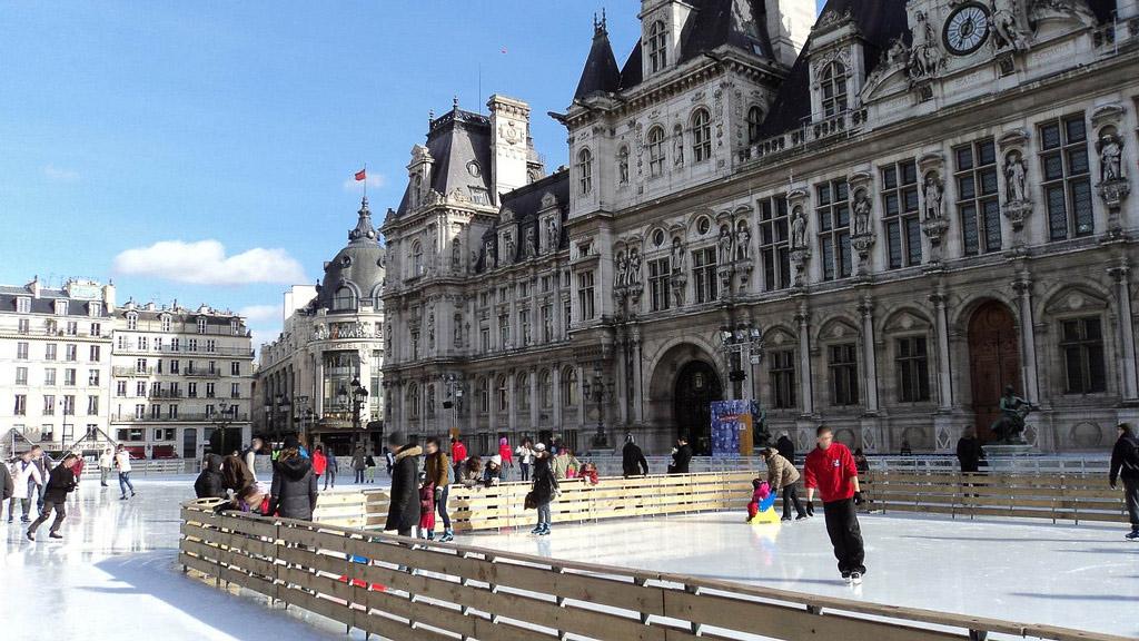 ice skating in paris