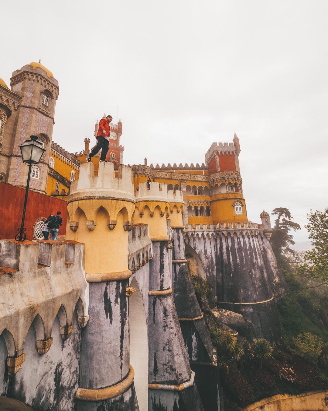 climbing a tower of palacio da pena