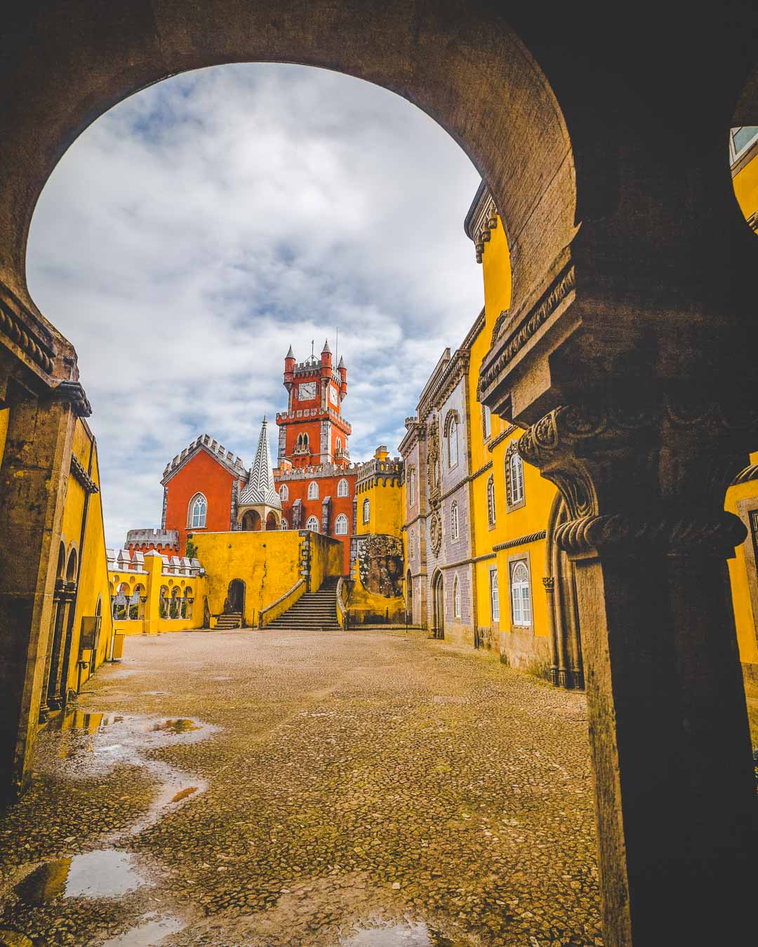 pena palace from under the balcony