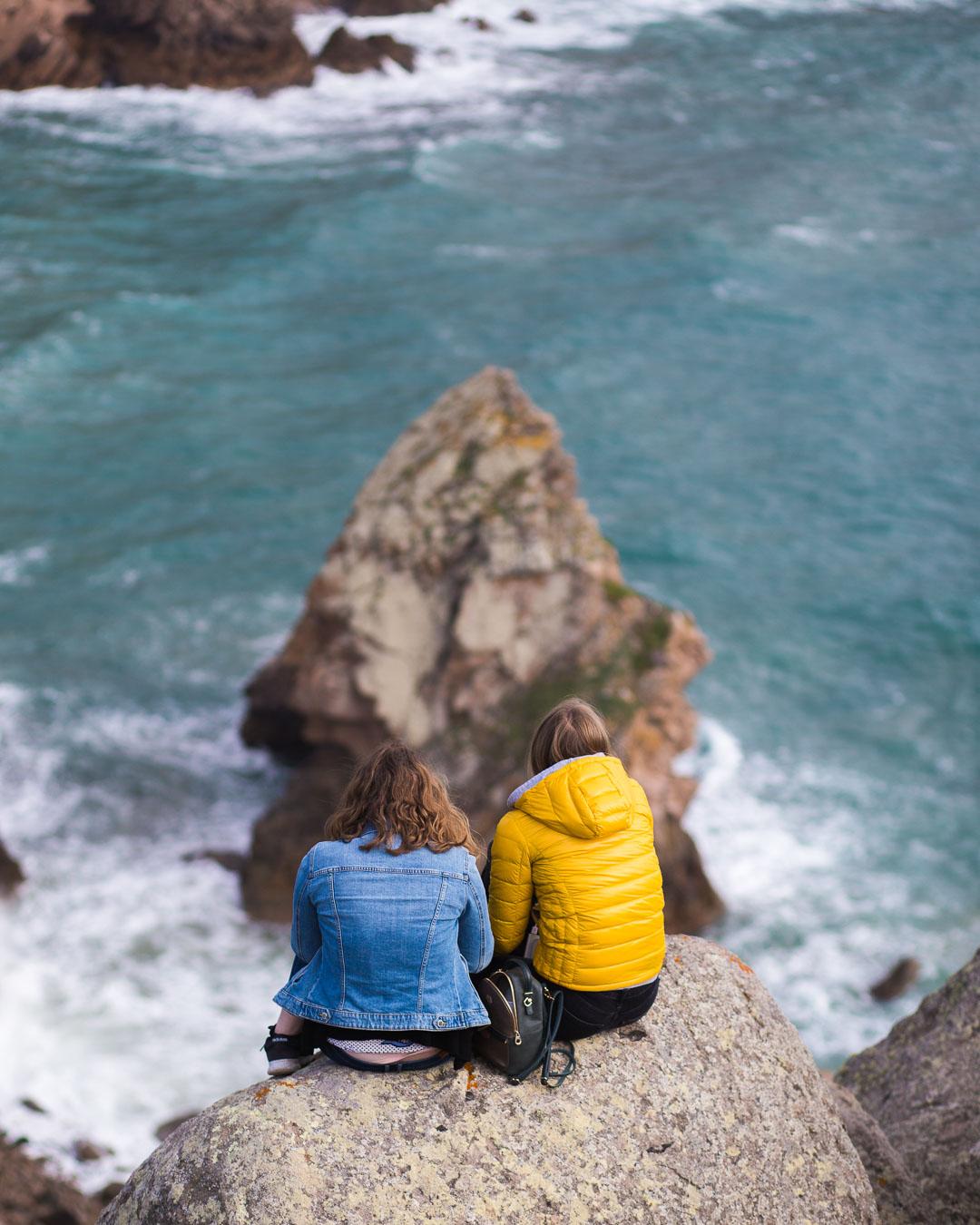 strangers in cabo da roca