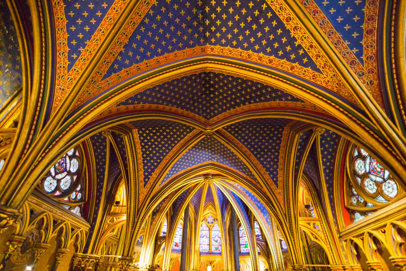 ceiling of lower chapel of the sainte chapelle