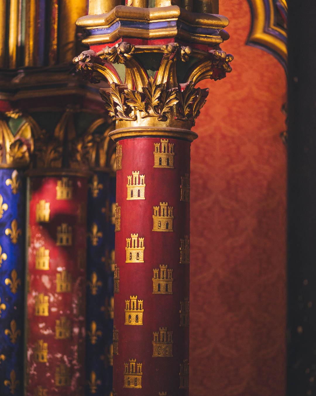 colonnes inside sainte chapelle