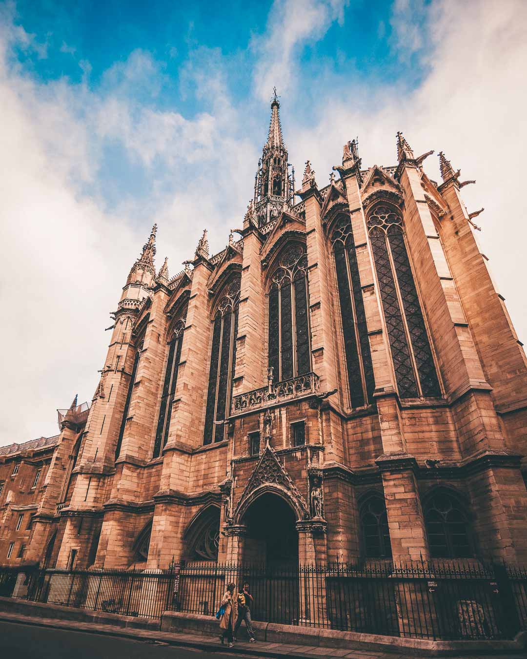 sainte chapelle from outside