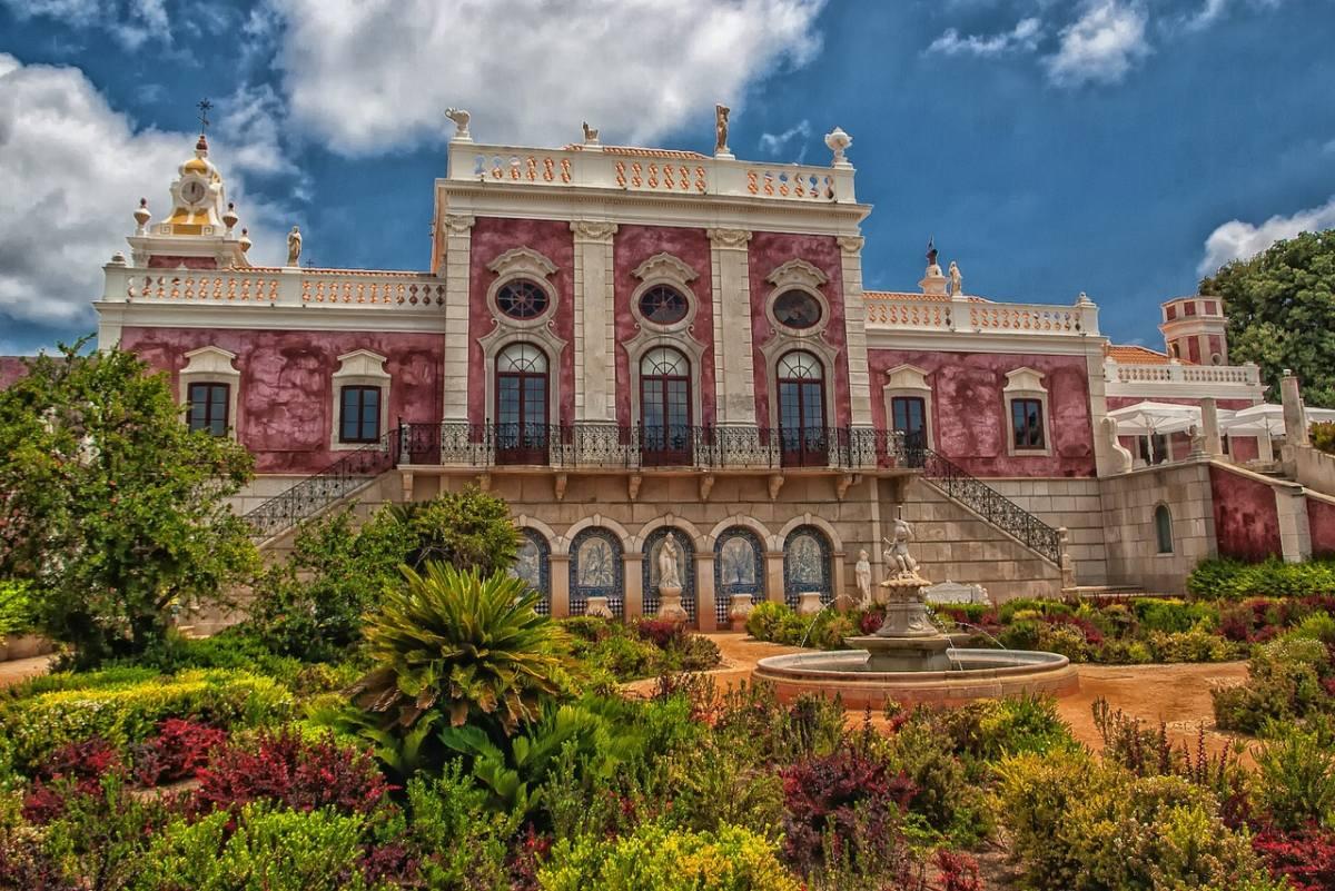 palace of estoi in faro algarve