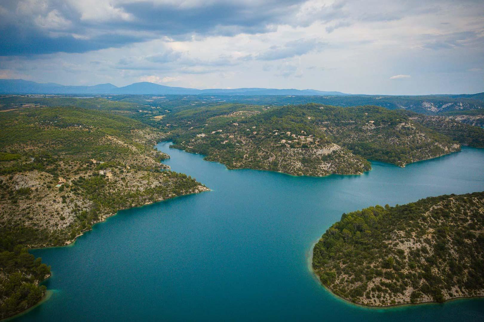 Lac Esparron de Verdon – Escape the crowds in the Gorges du Verdon!