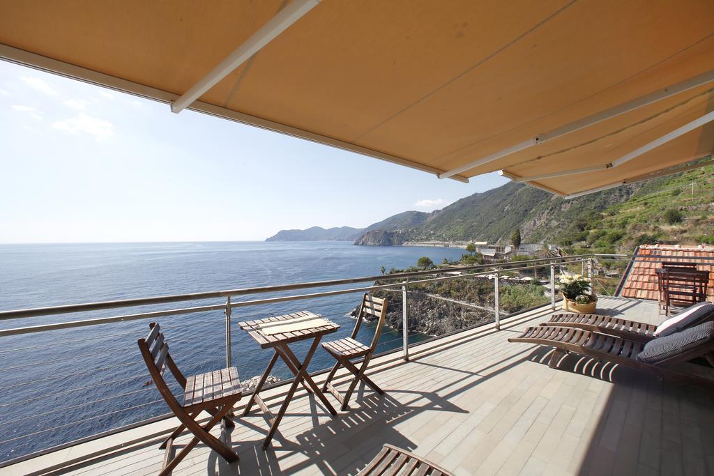 airpaiu hotel in manarola the best cinque terre accommodation with sea view