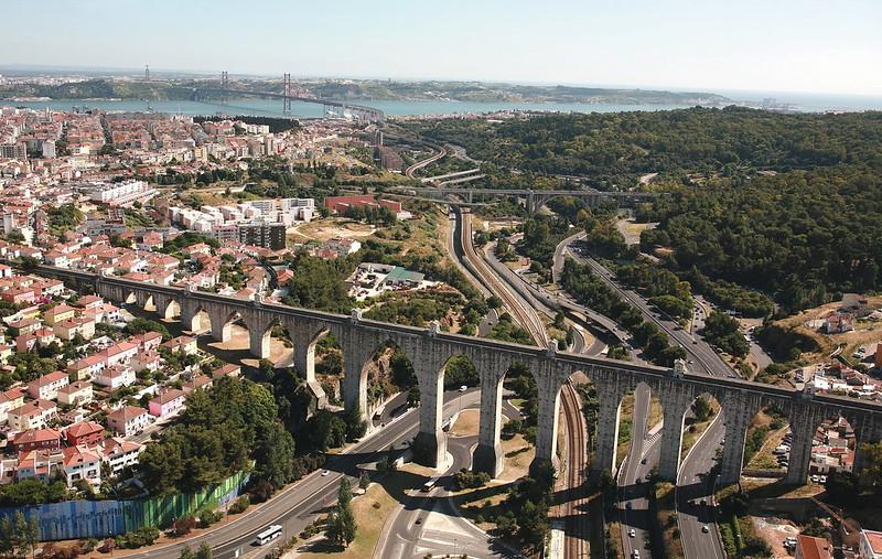 aqueduto das aguas livres portugal