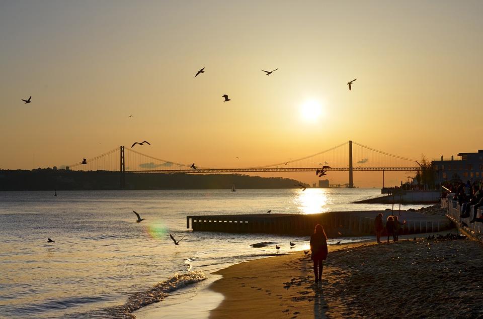 best time to visit lisbon