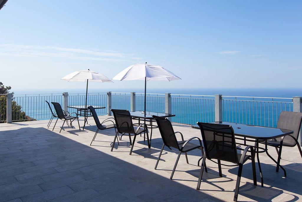 hotel due gemelli the best place to stay in cinque terre with a view