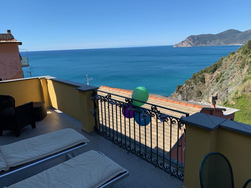 runner up hotel with sea view in cinque terre