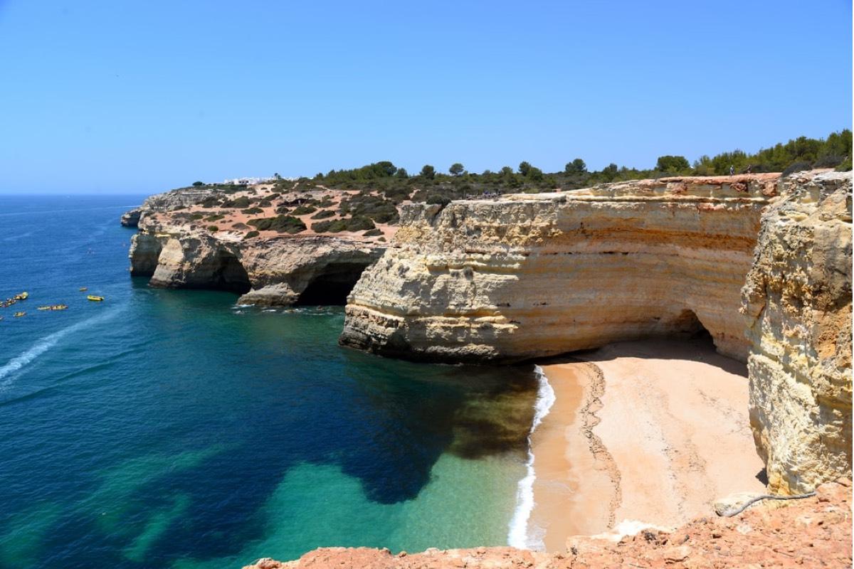 The 7 BEST Algarve Hotels with Private Beach [2025] – Hotel Reviews