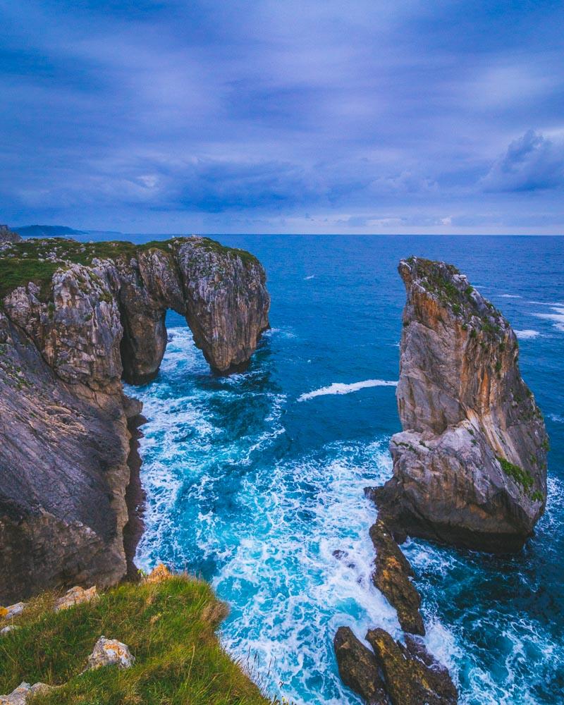 sea stack in bufones de pria