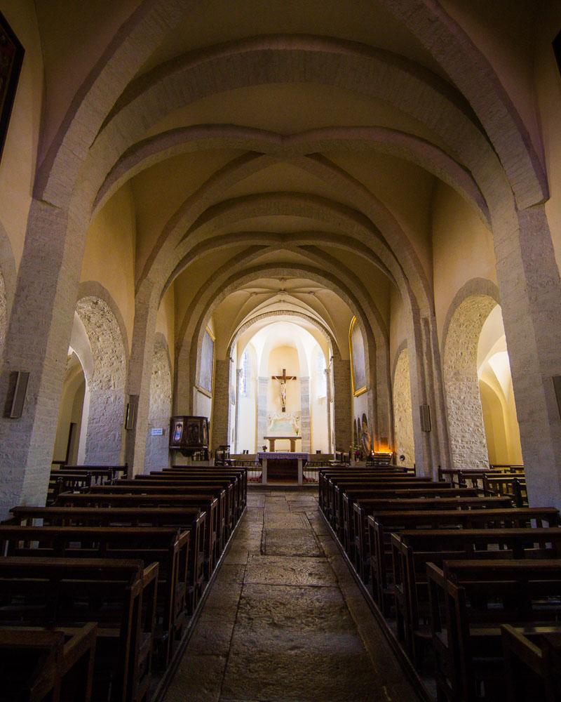 inside the eglise saint pierre