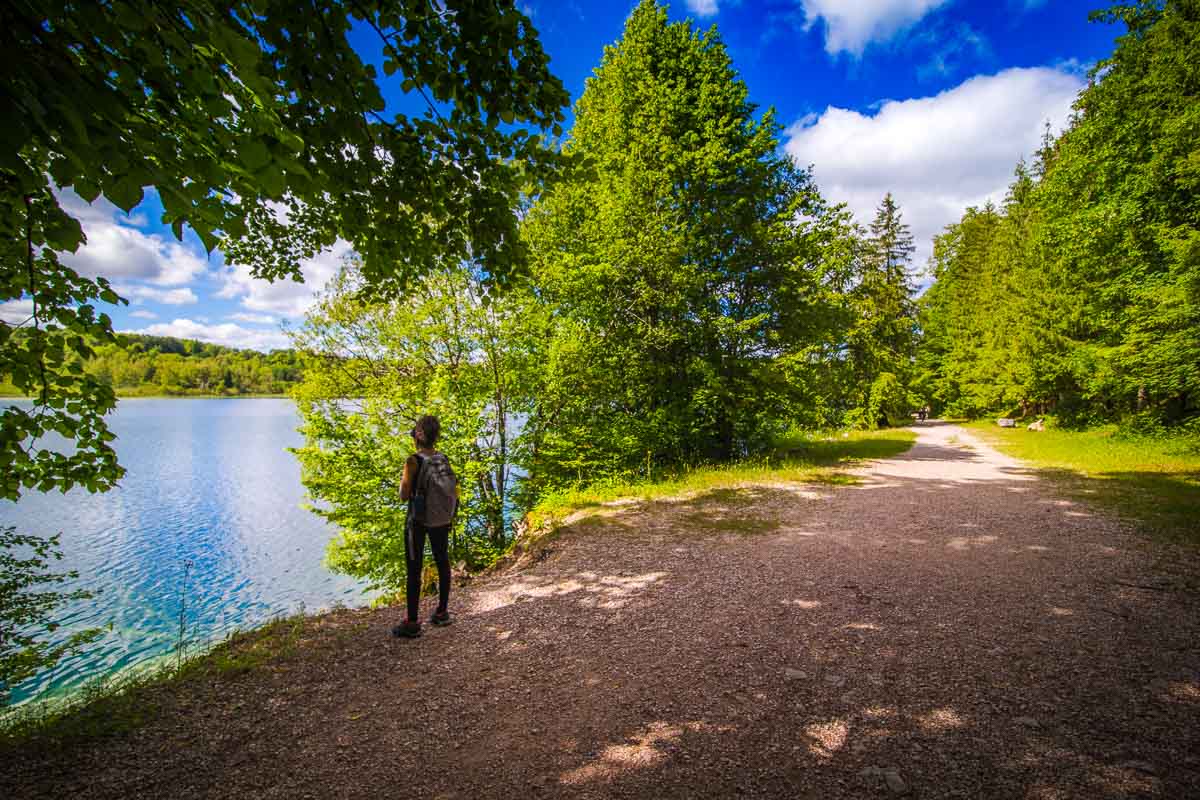 nesrine on the hike along the 4 lacs jura