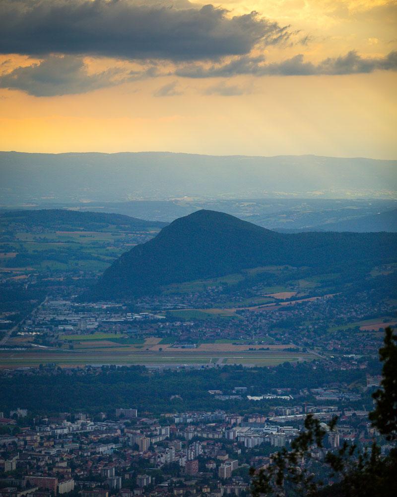 little hill behind annecy