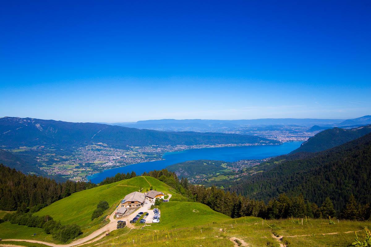 chalet de l'aulp and lac d'annecy