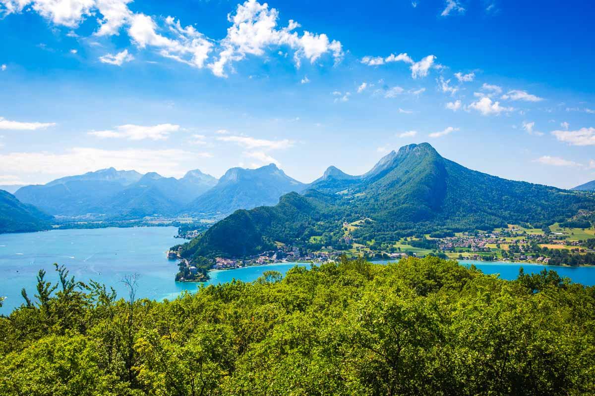 view from belvedere du roc de chere