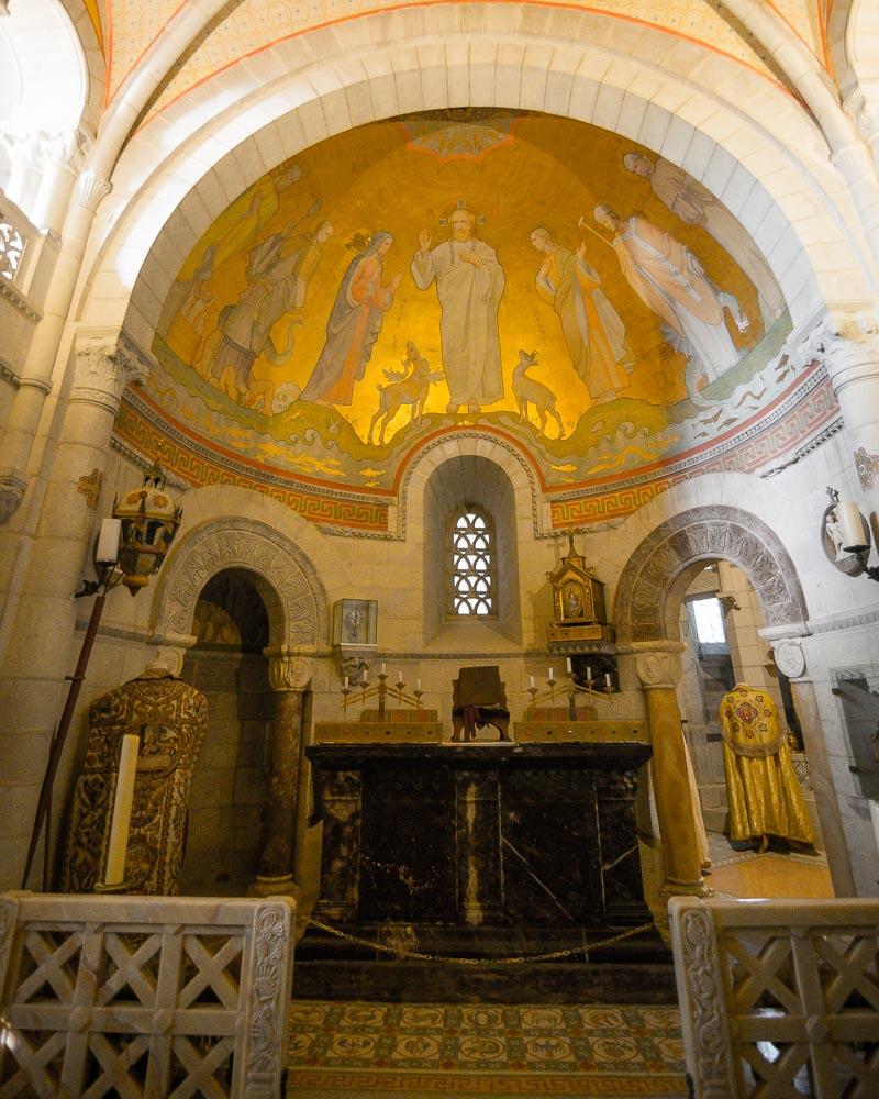 the chapelle château de menthon saint bernard