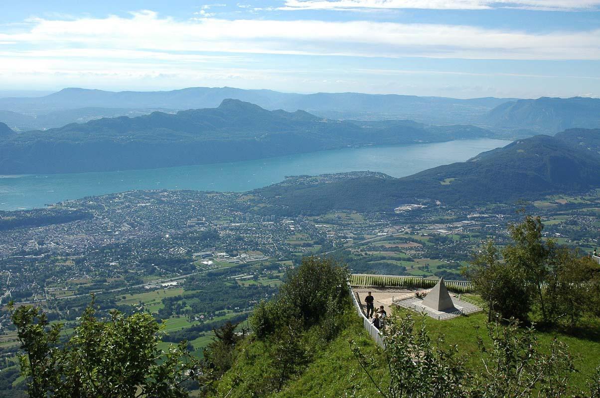 day trip from annecy to chambery