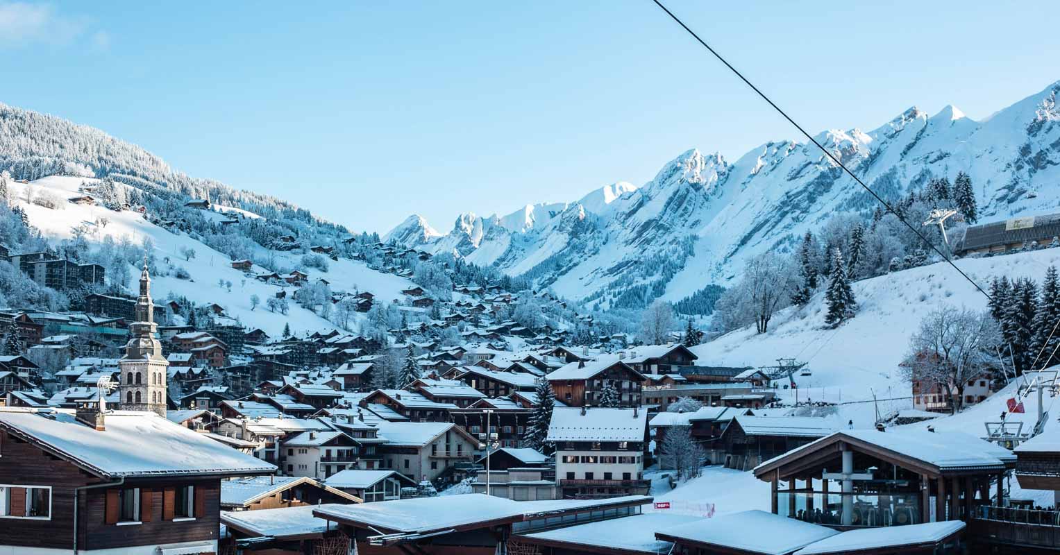 la clusaz in winter