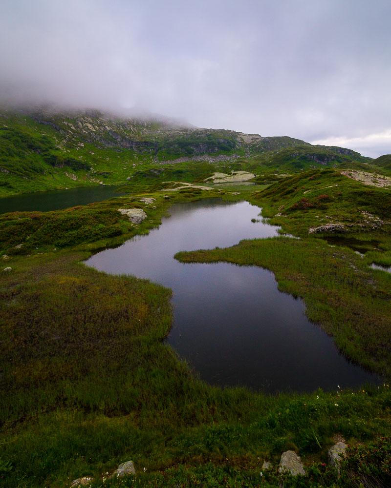 water next to the lac de pormenaz