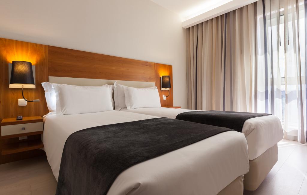 hotel mercure lisboa is a great 4 star hotels lisbon city centre has to offer