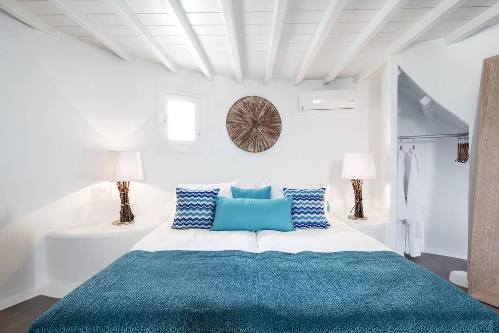 absolute mykonos is in the list of the top hotels in mykonos town greece