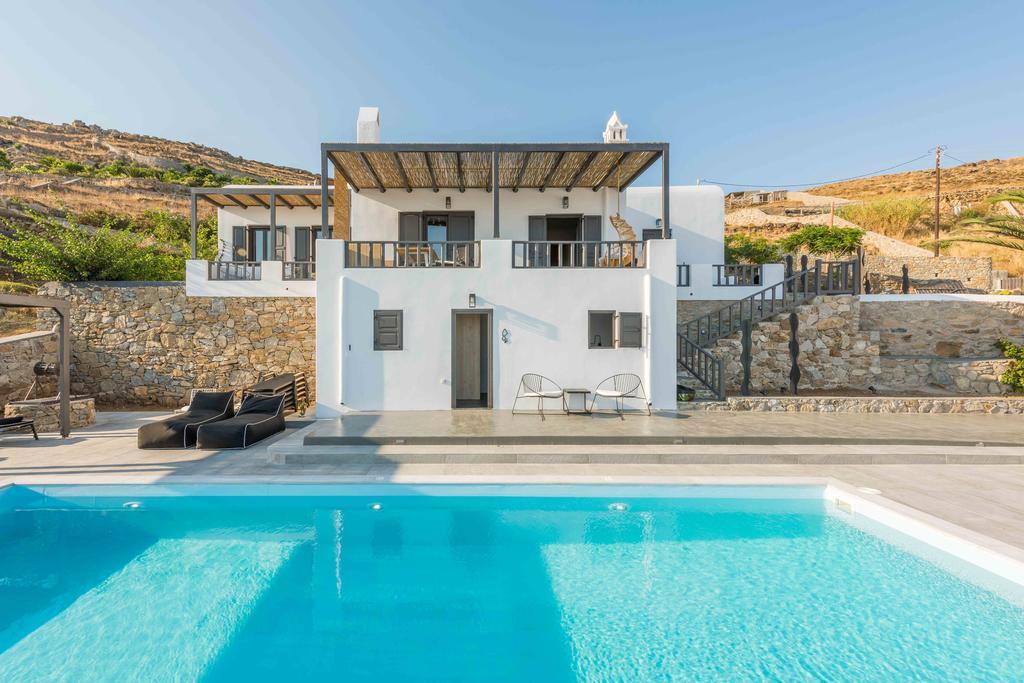 black cactus offers mykonos room with private pool