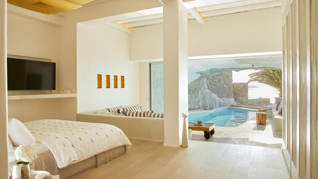 cavo tagoo is one of the best luxury hotels in mykonos town