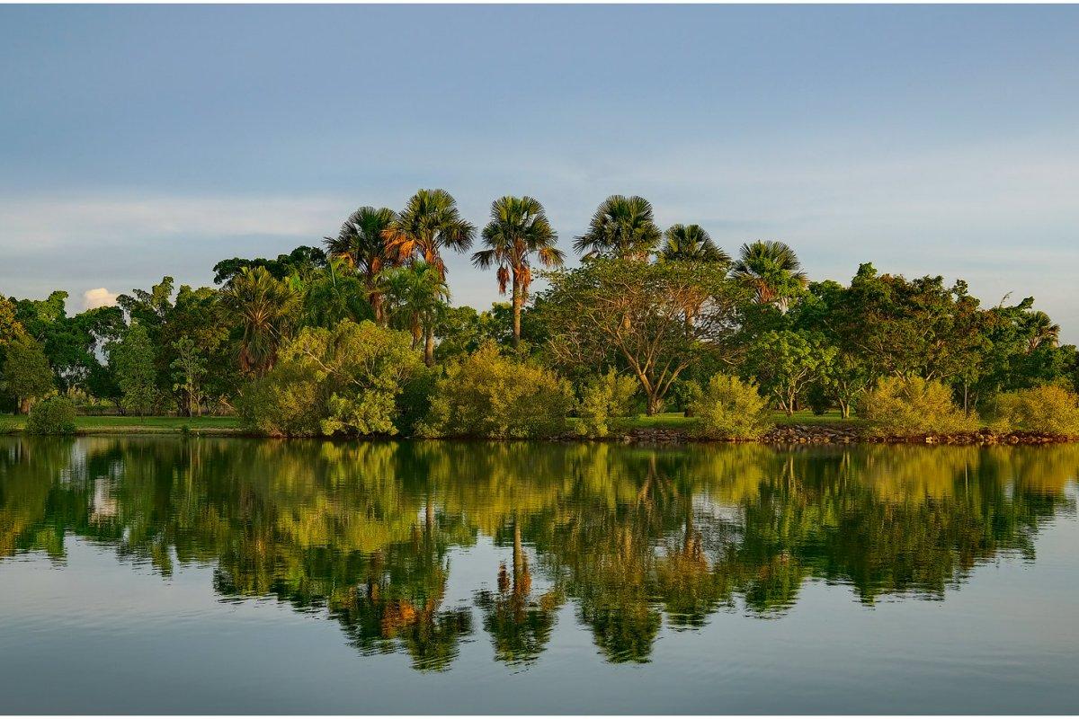 east reserve point is a top natural darwin landmarks