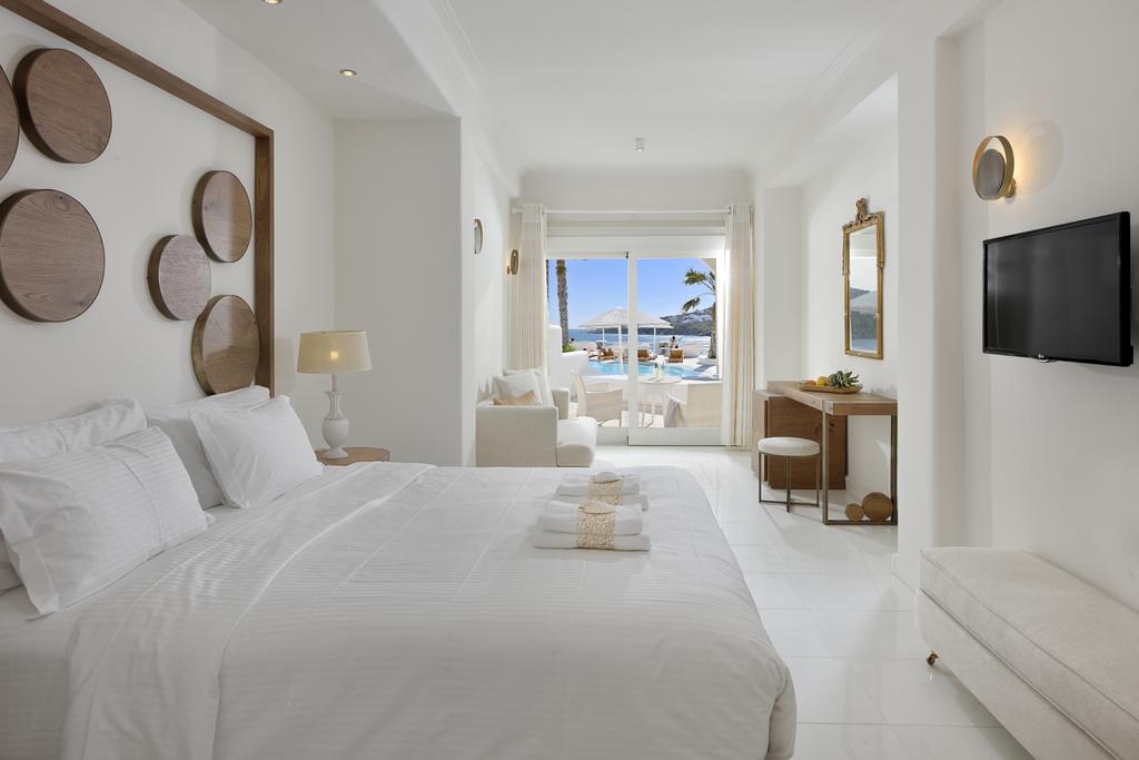nissaki boutique hotel is one of the best beach hotels mykonos greece
