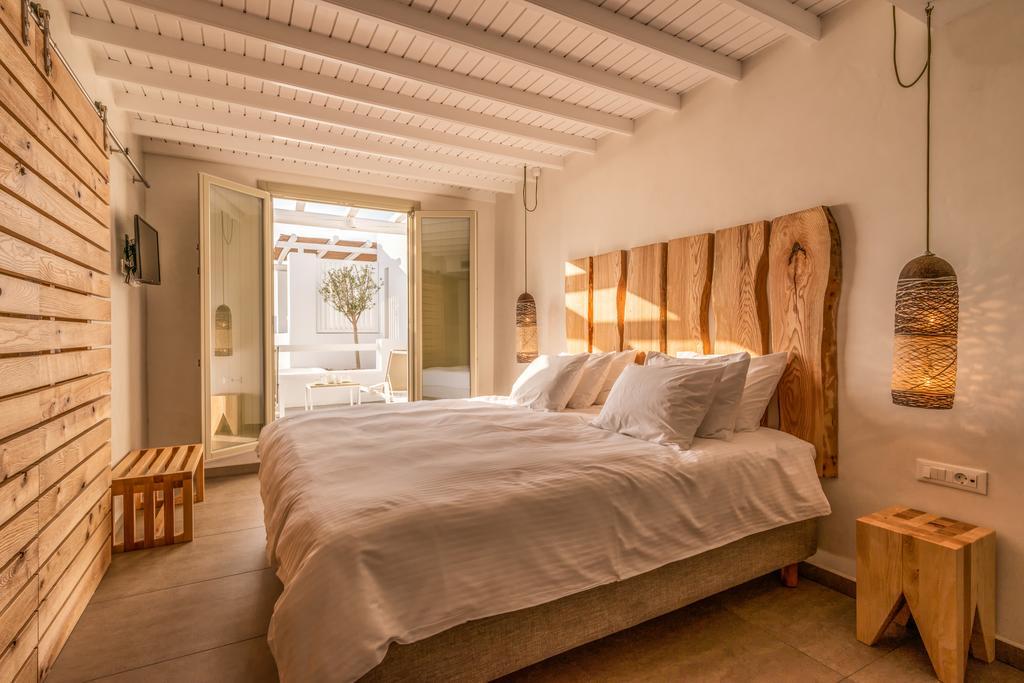 rochari hotel is a best place to stay in mykonos for honeymoon