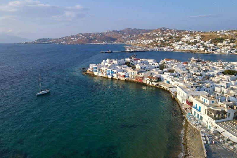 [Hotel Reviews] The 16 Best Hotels in Mykonos Town (2025)