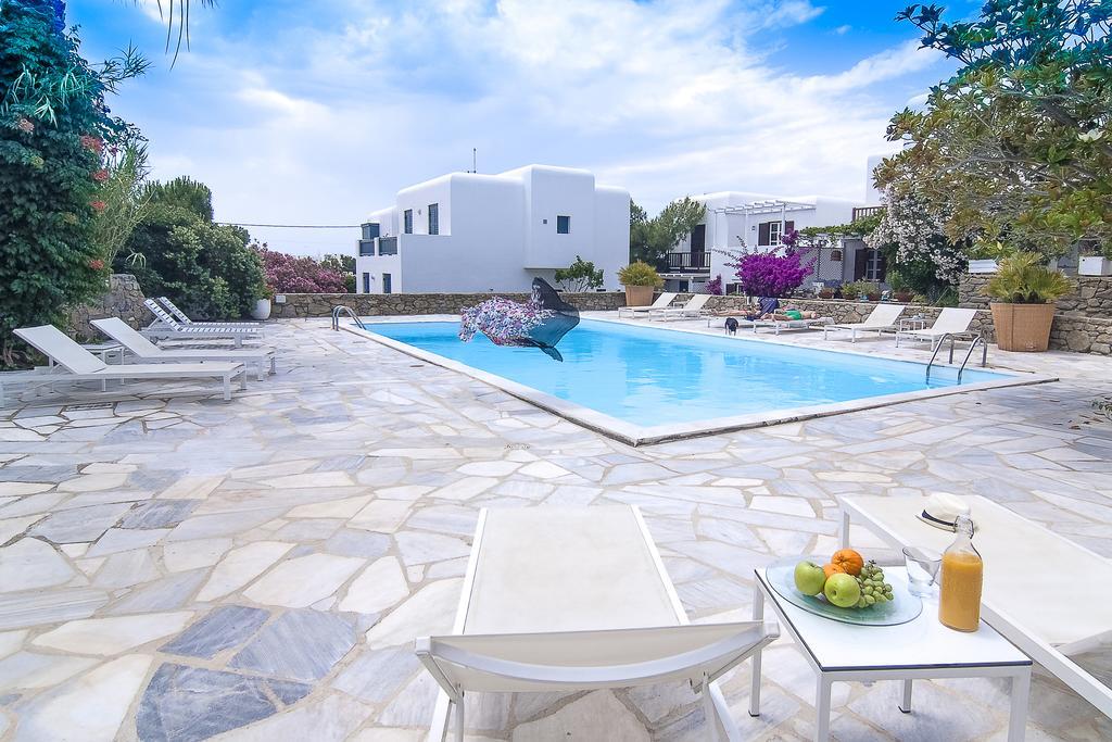 alexandra villa is one of the best villas to rent in mykonos greece