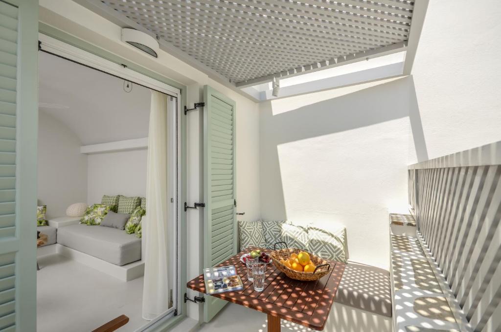 antony suites is in the best hotels on naxos